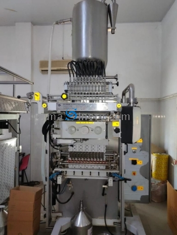 12 Track Liquid Filling Machine