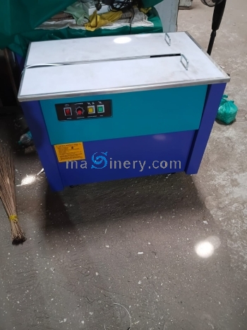 Strapping Machine 